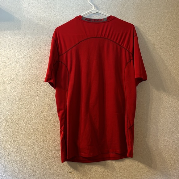 Nike pro combat fitted tee size large - Picture 6 of 8